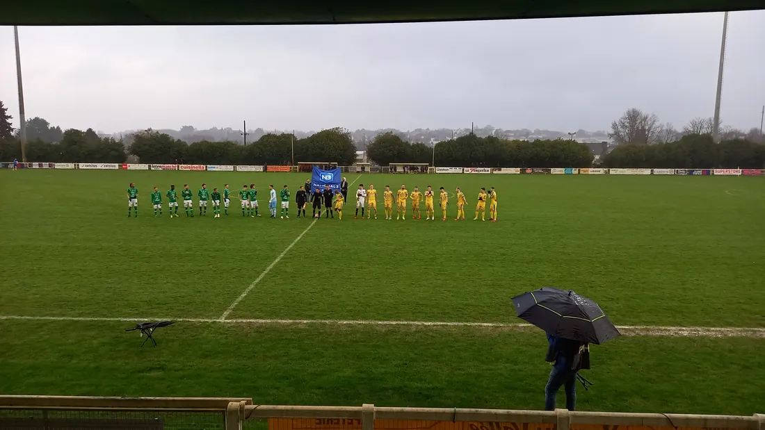 Saint Pierre Milizac s'impose au Faubourg de Verdun et prend la tête du championnat. 